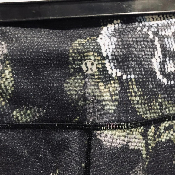 Lululemon Leggings  Floral Pattern - Picture 9 of 14